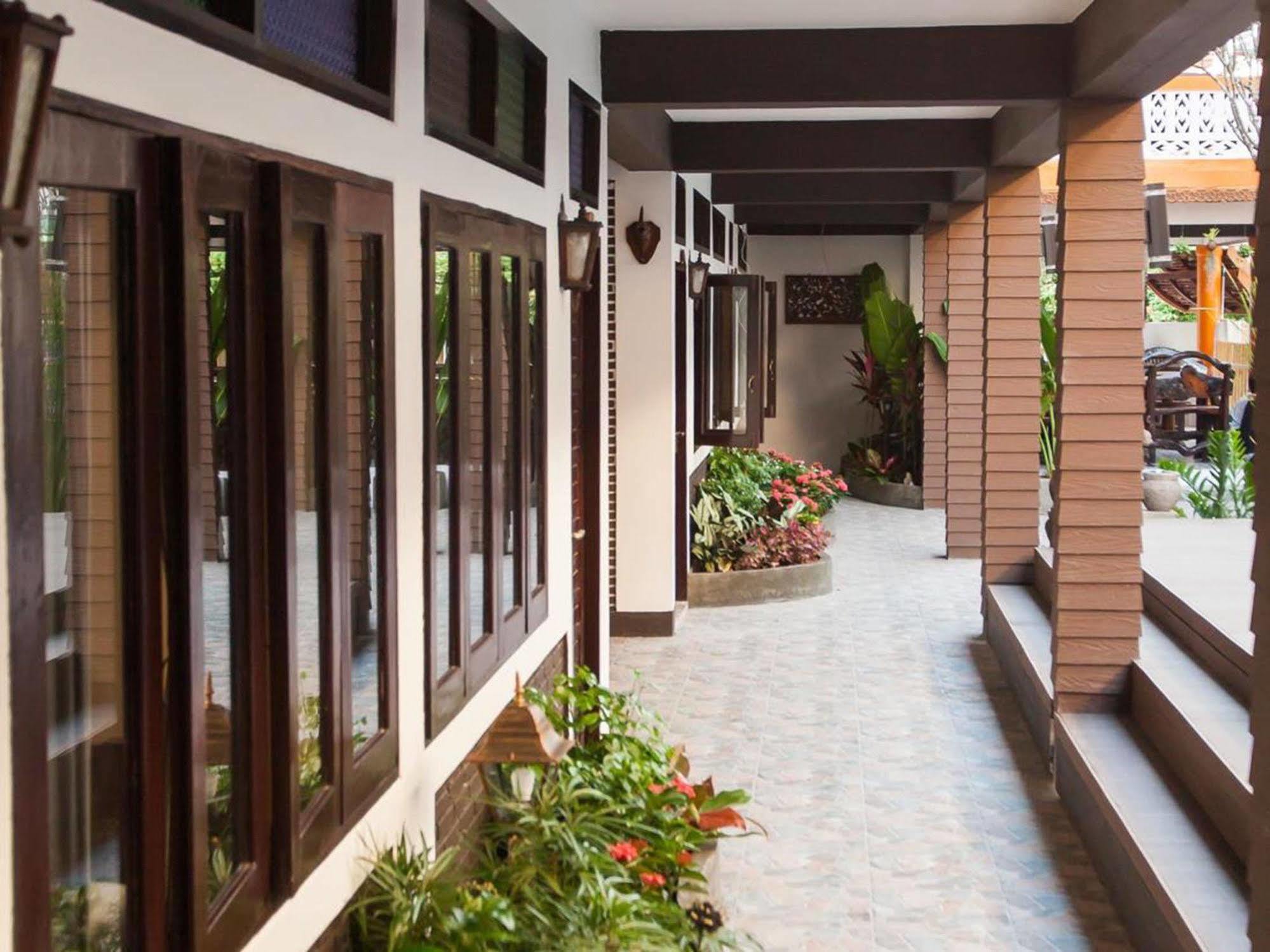 Somwang Boutique Hotel Chiang Mai Exterior foto